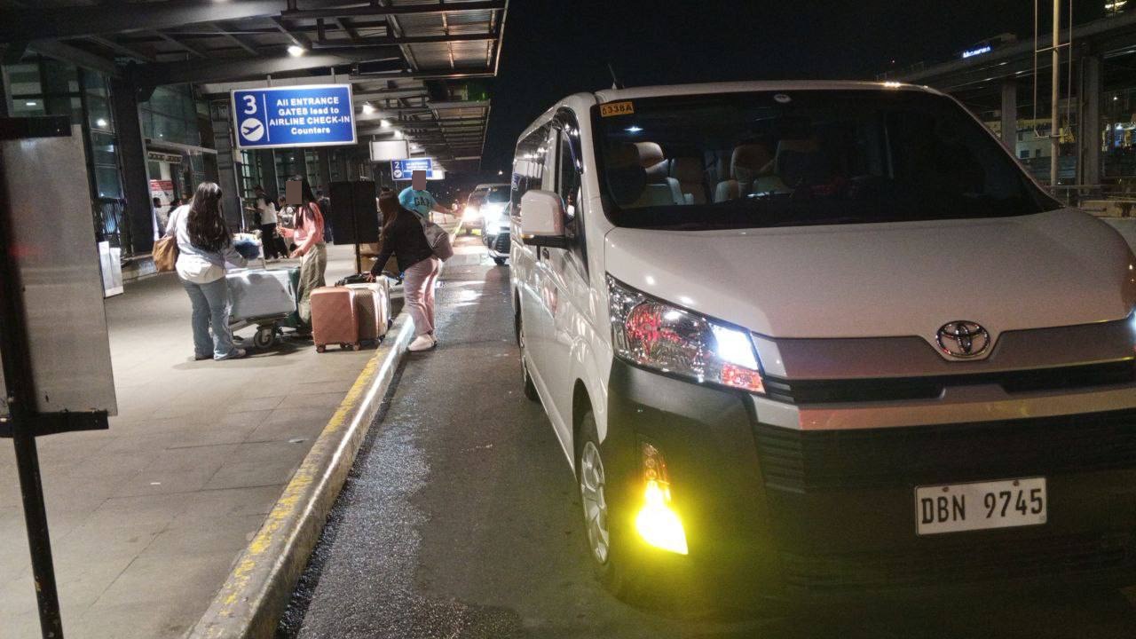 Transfer Service Moments with MB Van Rental