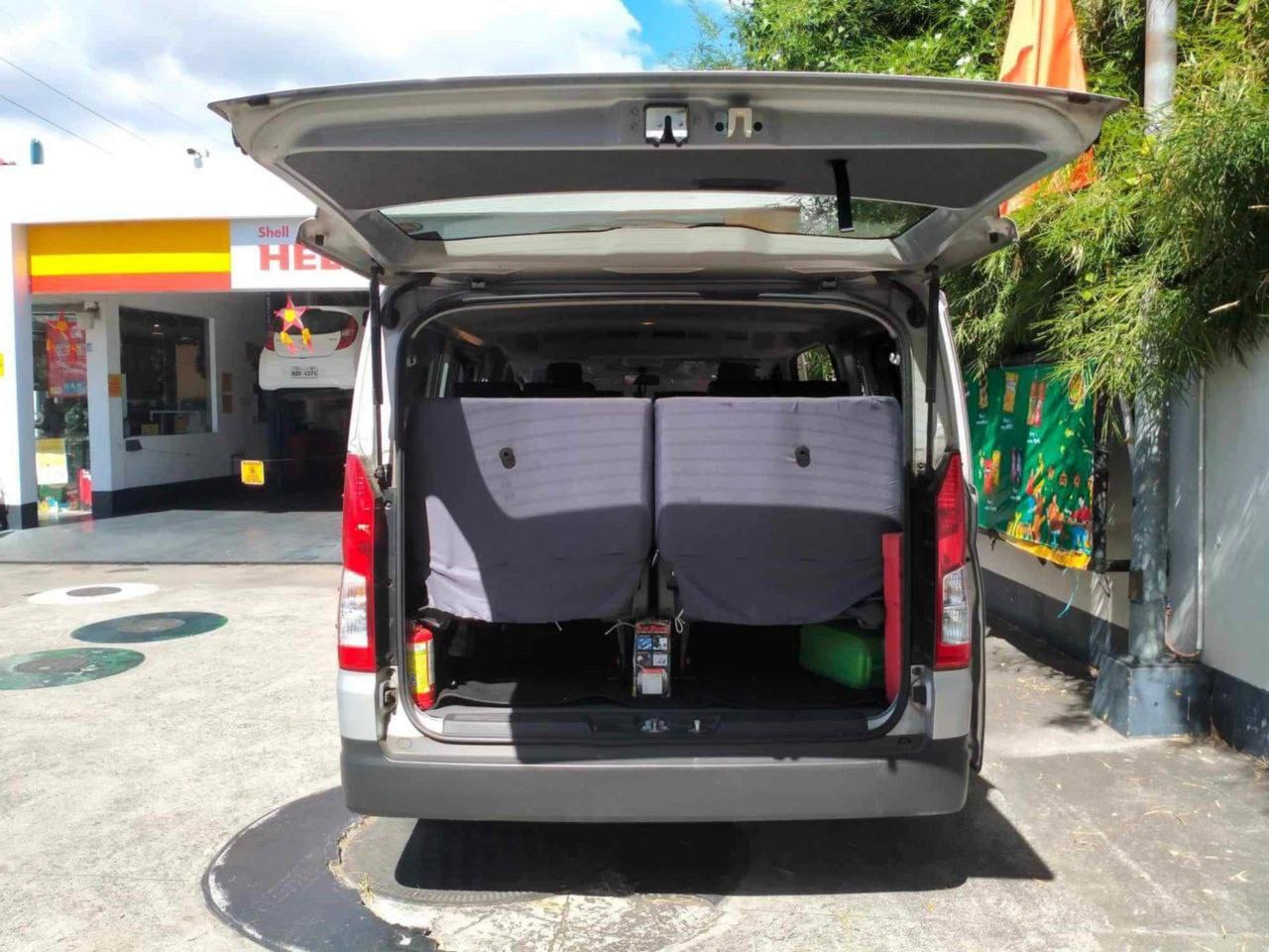 Transfer Service Moments with MB Van Rental